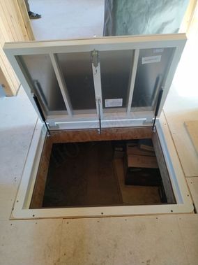 Самоподъемный Невидимка уголок 700*1000, утепленный Самоподъемный Невидимка уголок 700*1000, утепленный